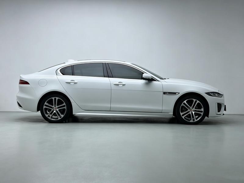 Jaguar XE L, 2023 — фото 8 из 12