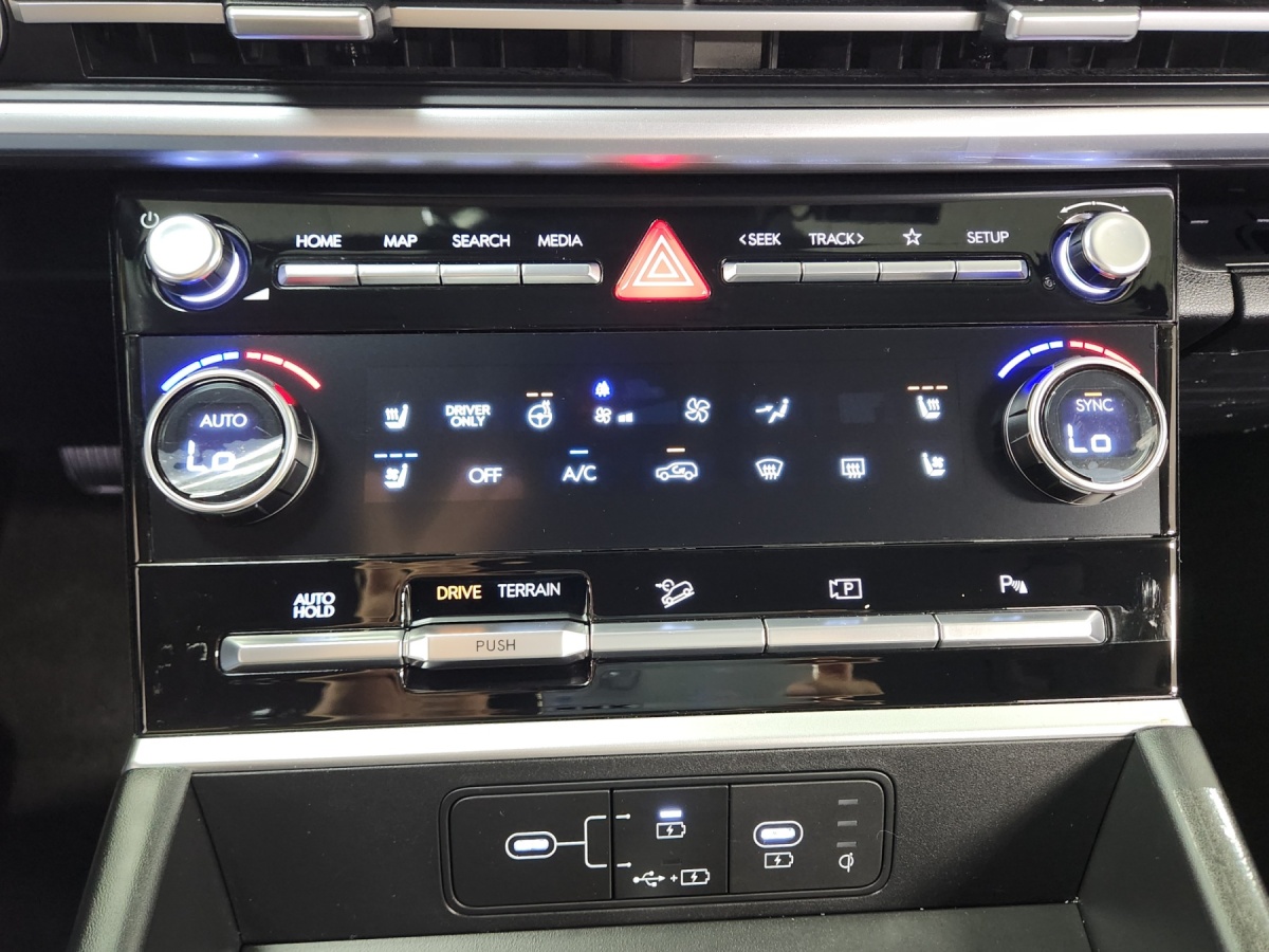 Hyundai Santa Fe, 2025 — фото 11 из 12