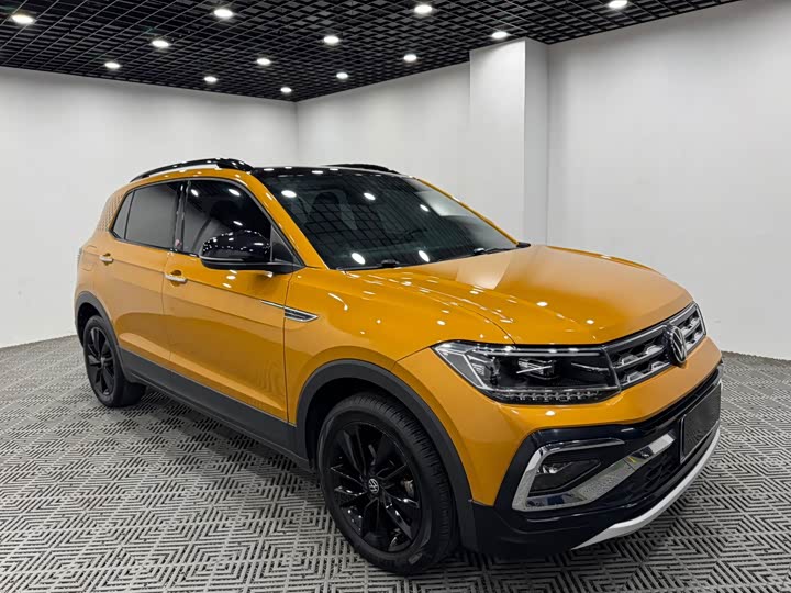 Volkswagen T-Cross, 2022 — купить в Брянске под ключ