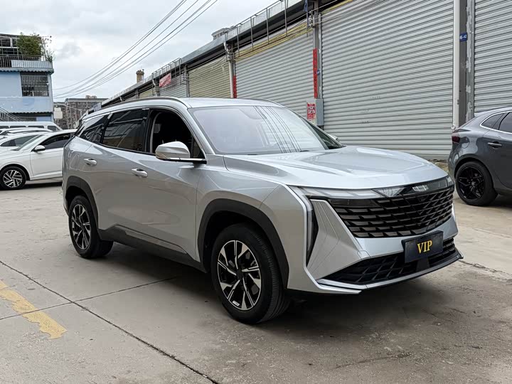 Geely Atlas L, 2024 — фото 3 из 9