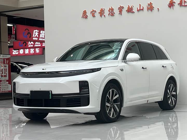 LiXiang L7, 2023 — купить в Санкт-Петербурге под ключ