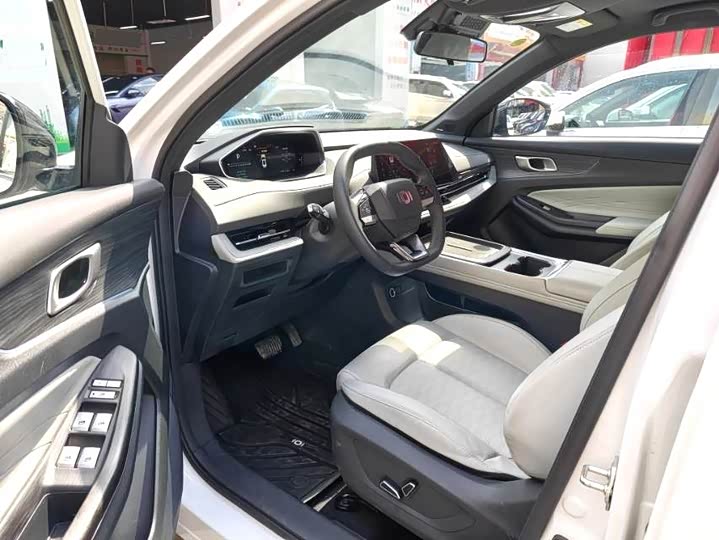 Changan Qiyuan (Nevo) Q05 Classic, 2024 — фото 4 из 9