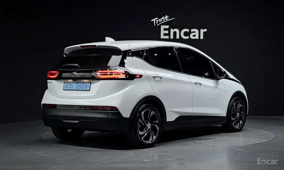 Chevrolet Bolt EV, 2023 — фото 2 из 12
