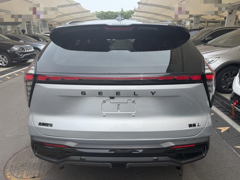 Geely Atlas L, 2024 — фото 3 из 10
