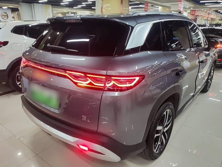 BYD Song L DM-i Hybrid, 2025 — фото 7 из 9
