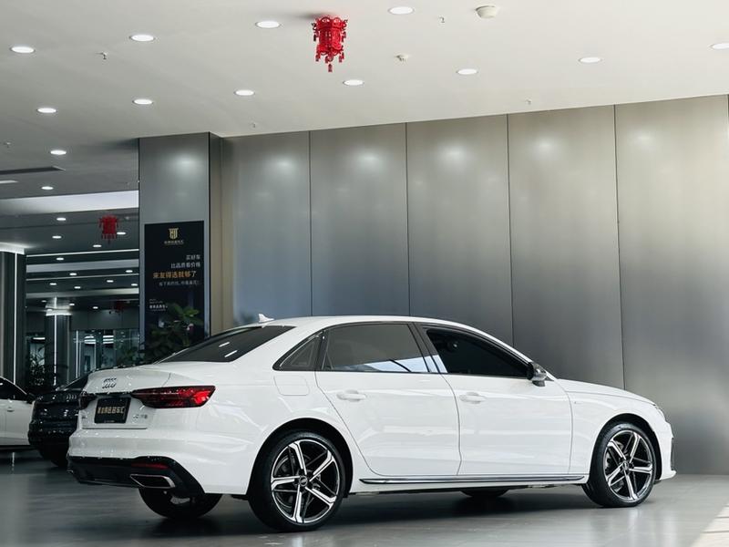 Audi A4L, 2025 — фото 6 из 12
