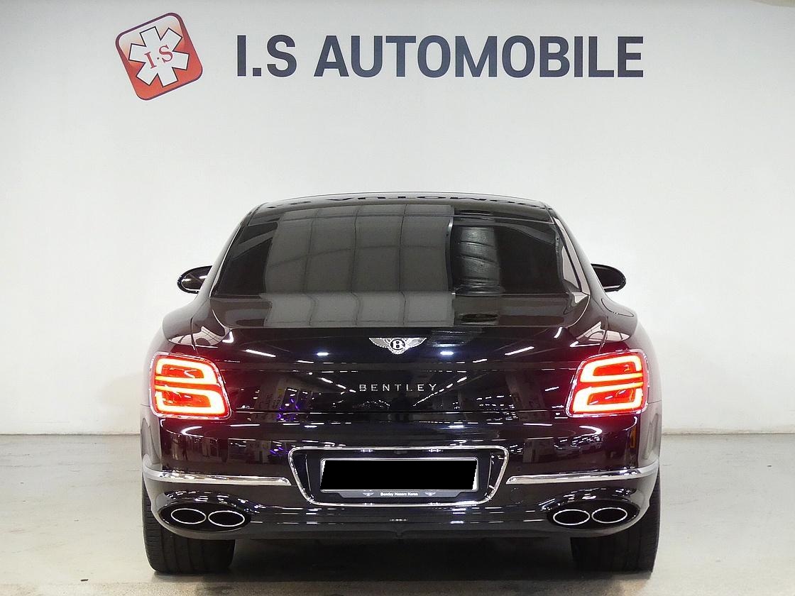 Bentley Flying Spur, 2023 — фото 3 из 12