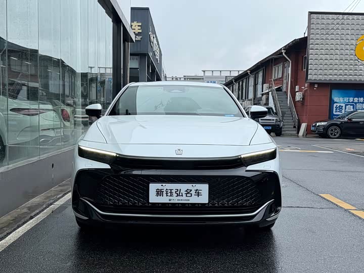 Toyota Crown SportCross, 2024 — купить в Орле под ключ