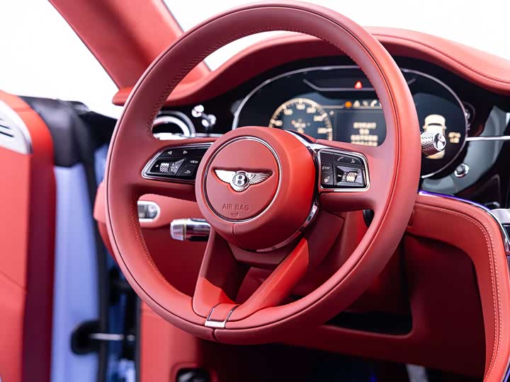 Bentley Continental GT, 2023 — фото 9 из 9