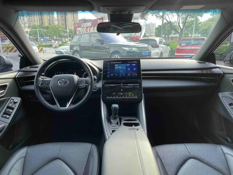 Toyota Avalon, 2023 — фото 8 из 12