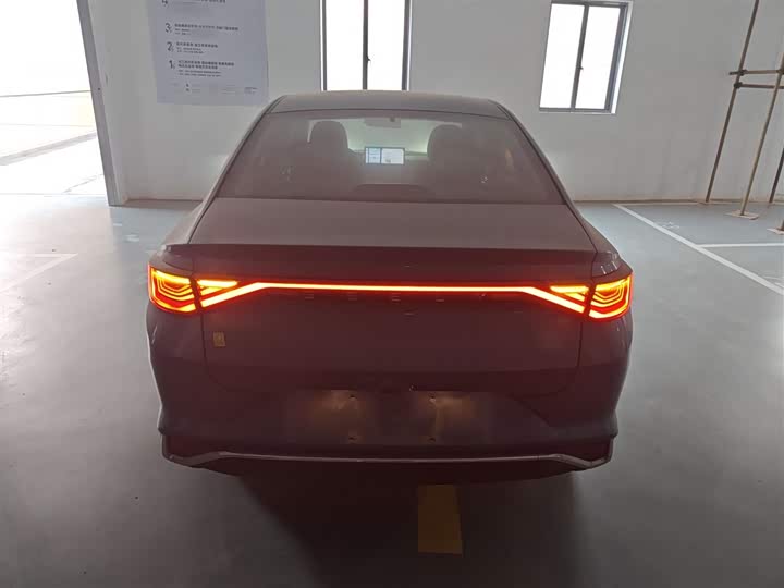 Geely Emgrand L Hi·P Hybrid, 2023 — фото 6 из 12