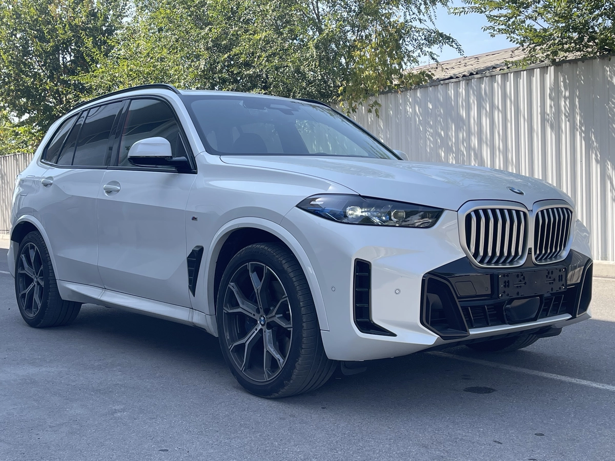 BMW X5, 2025 — фото 2 из 12