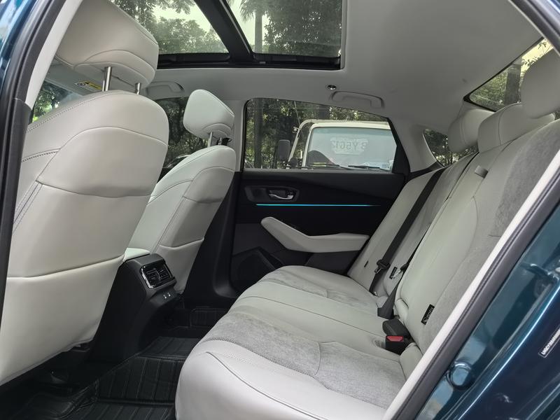 Honda Accord Hybrid, 2023 — фото 12 из 12
