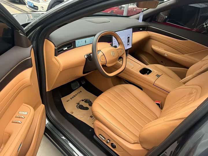 Dongfeng Aeolus L8, 2025 — фото 4 из 9