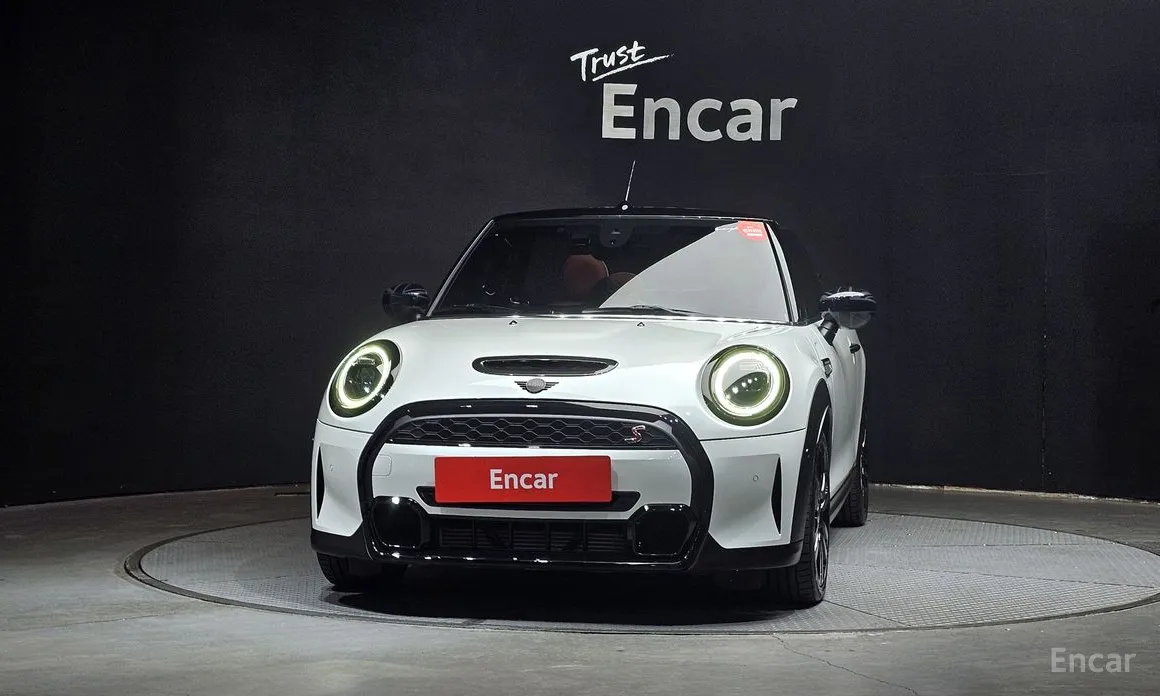 Mini Cooper Convertible, 2024 — фото 3 из 12