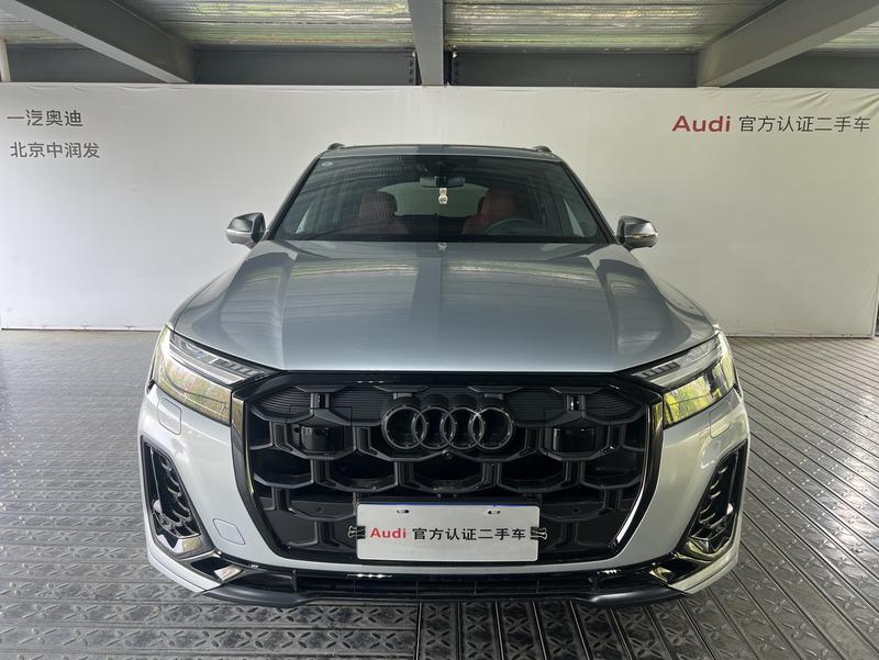 Audi SQ7, 2024 — фото 2 из 12