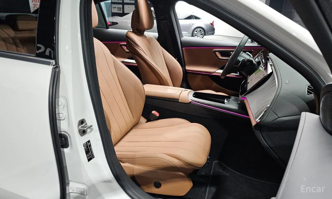 Mercedes-Benz E-Class, 2025 — фото 12 из 12