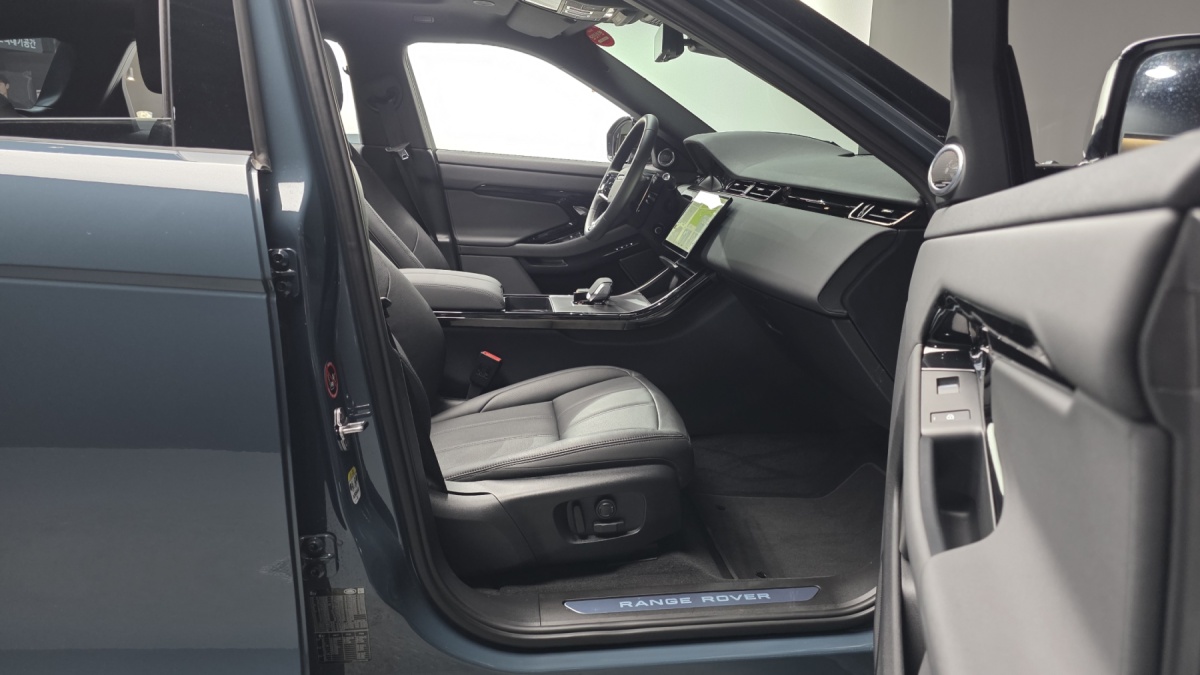 Land Rover Range Rover Evoque, 2024 — фото 11 из 12