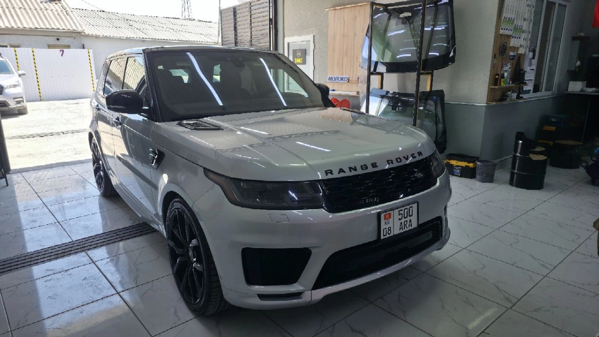 Land Rover Range Rover Sport, 2021 — фото 2 из 12