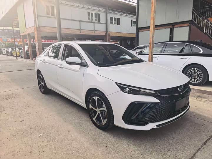 Geely Emgrand L, 2021 — фото 3 из 9