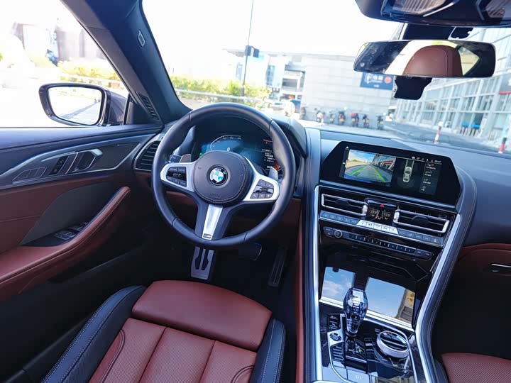 BMW 8 Series, 2022 — фото 8 из 9
