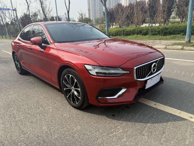 Volvo S60, 2021 — фото 3 из 11