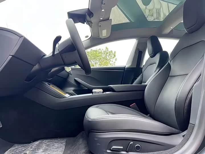 Tesla Model 3, 2025 — фото 6 из 9