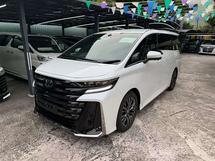 Toyota Alphard, 2026 — фото 3 из 9