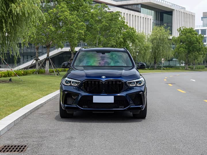 BMW X5 M, 2022 — фото 2 из 9