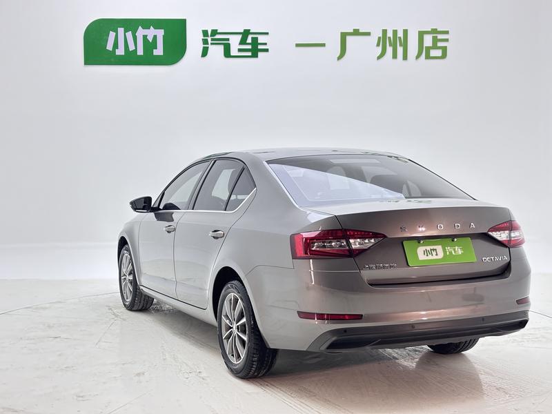 Skoda Octavia Pro, 2022 — фото 5 из 12