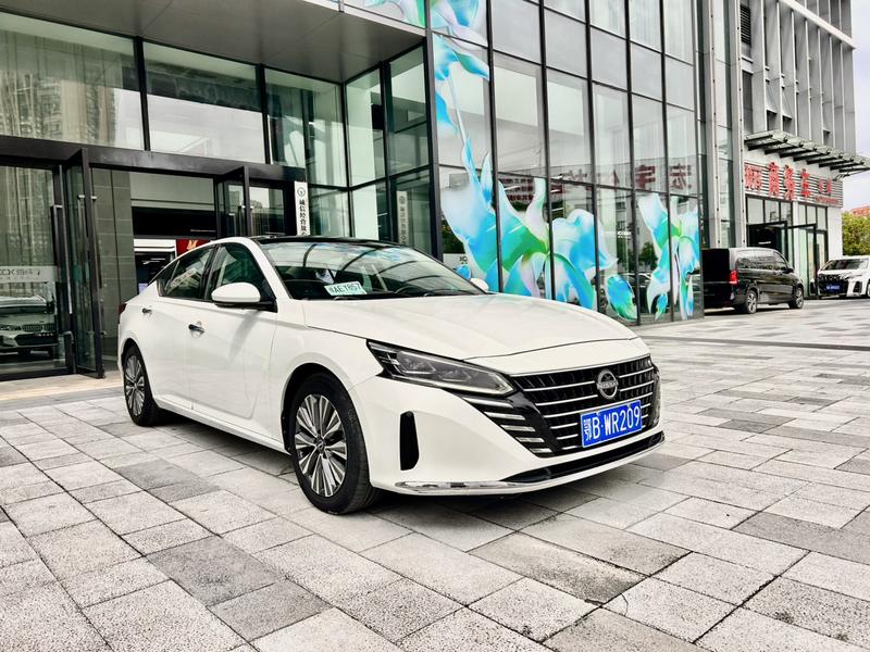 Nissan Teana, 2023 — фото 3 из 12