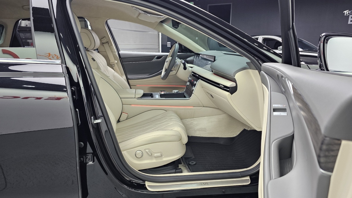 Genesis G80, 2024 — фото 10 из 12