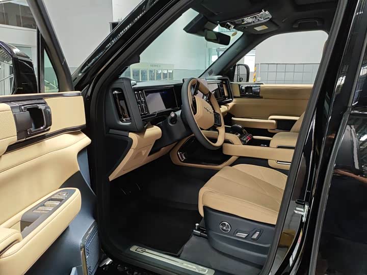 BYD FangChengBao Leopard 5, 2026 — фото 5 из 9
