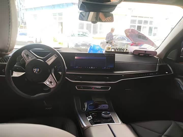 BMW X5, 2023 — фото 3 из 3