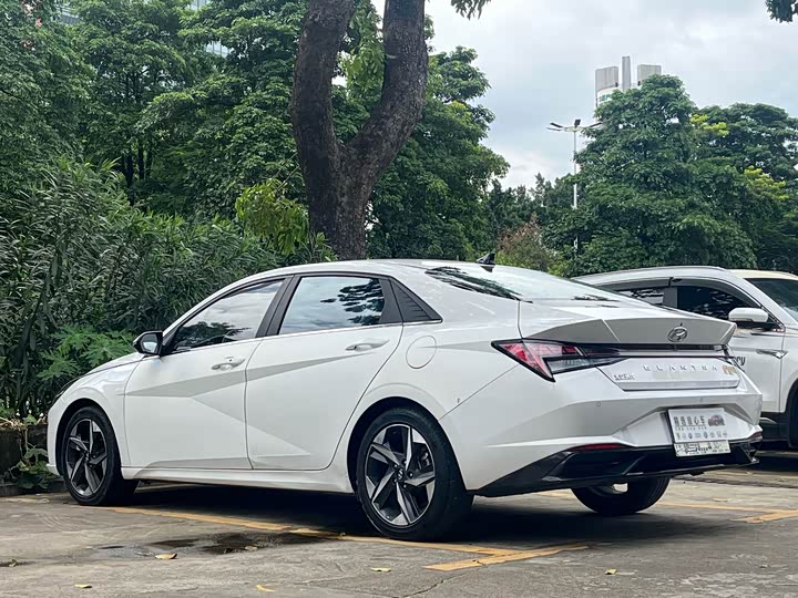 Hyundai Elantra N line, 2022 — фото 7 из 9