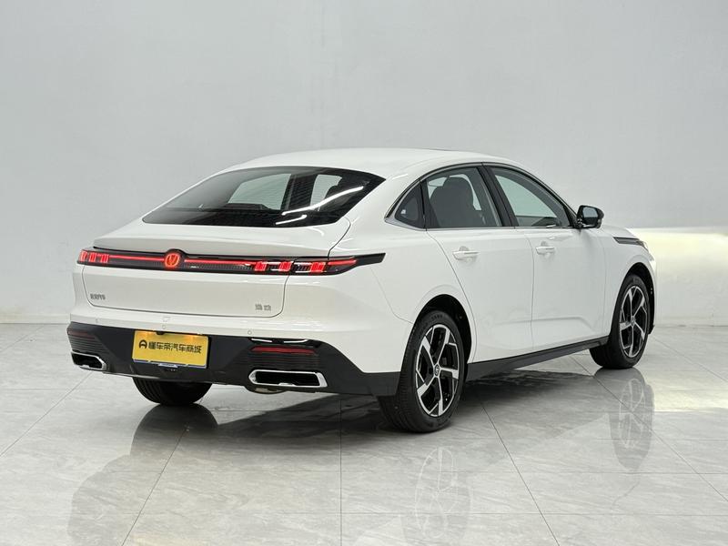 Changan Eado Plus, 2026 — фото 7 из 12
