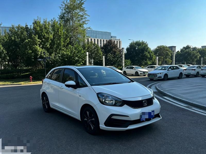 Honda Fit, 2023 — фото 3 из 9