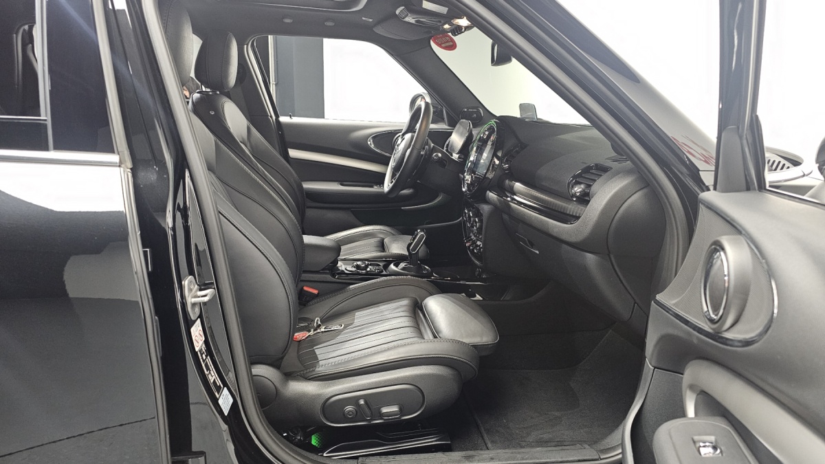 Mini Clubman, 2022 — фото 10 из 12