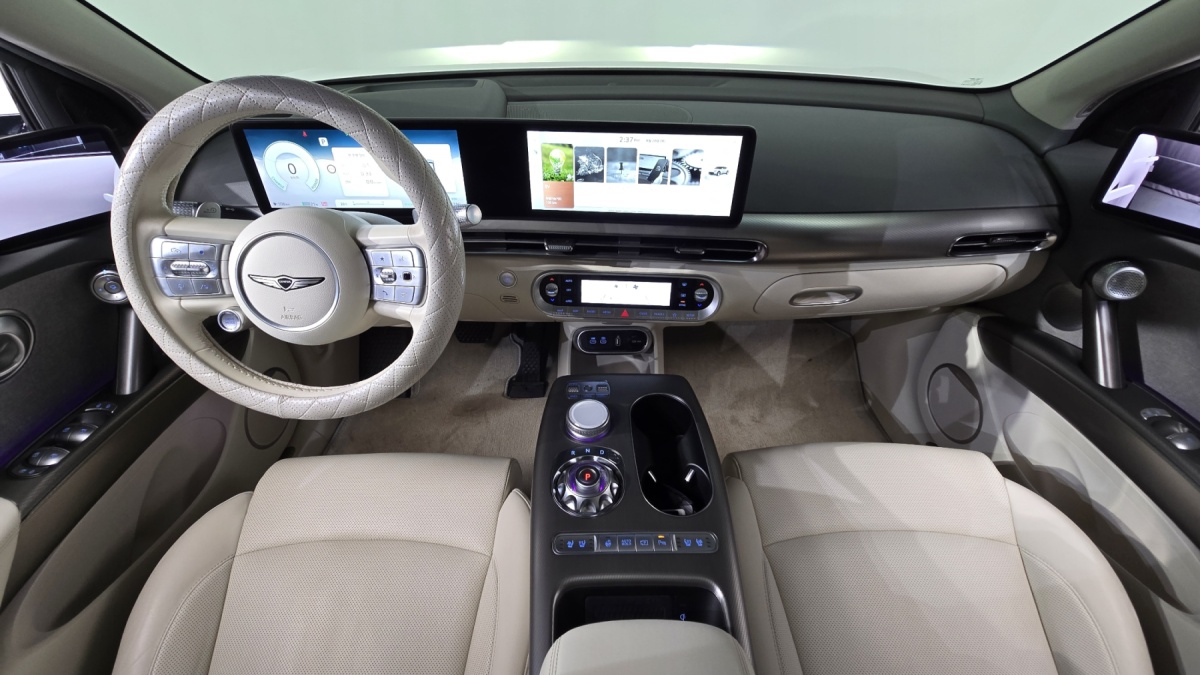 Genesis GV60, 2022 — фото 6 из 12