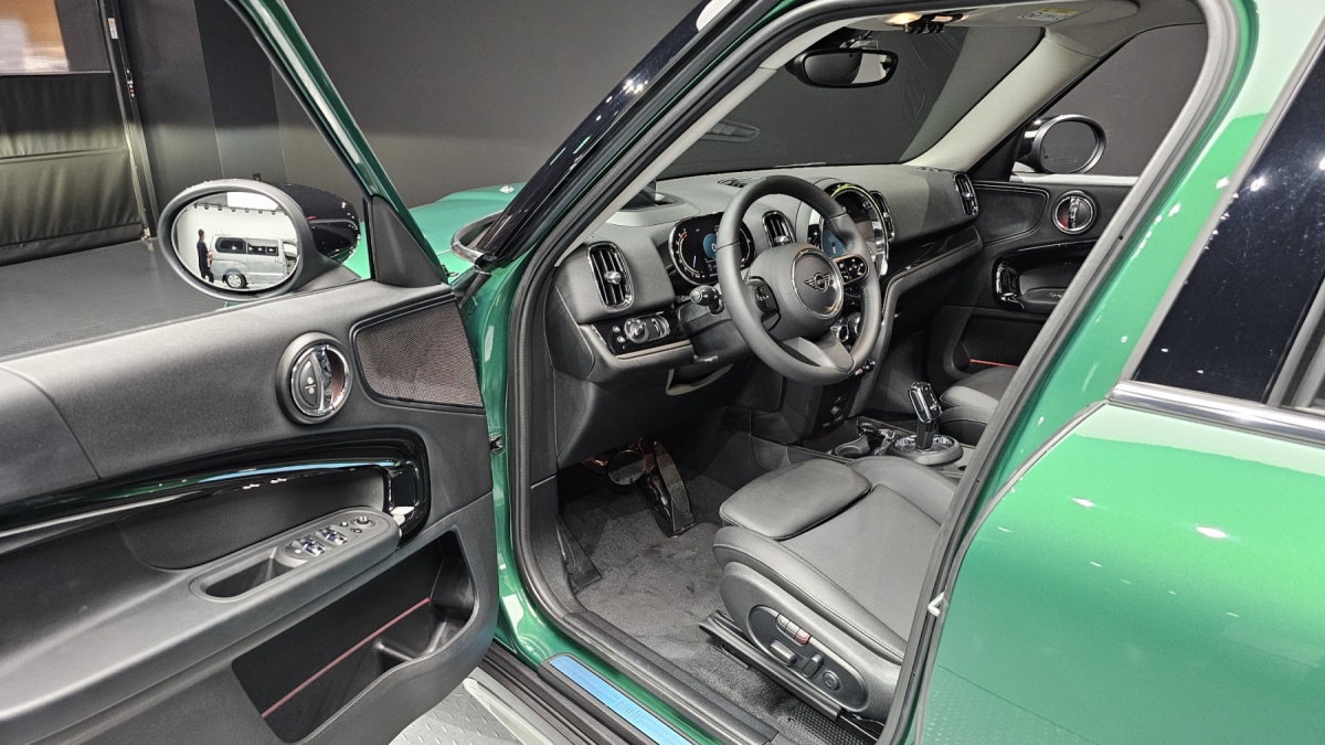 Mini Countryman, 2023 — фото 9 из 12