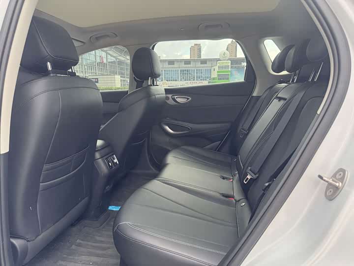BYD Sea Lion 05 EV, 2025 — фото 9 из 9