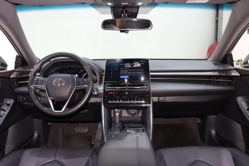 Toyota Avalon, 2023 — фото 10 из 12