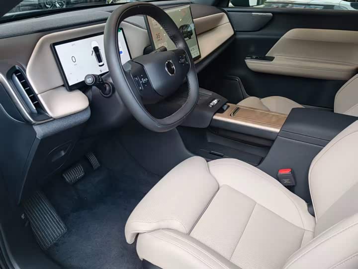 Volvo XC70 Hybrid, 2025 — фото 7 из 9