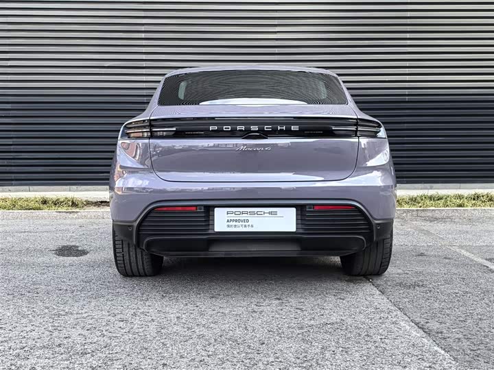 Porsche Macan EV, 2025 — фото 4 из 9