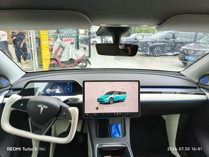 Tesla Model Y, 2022 — фото 5 из 9