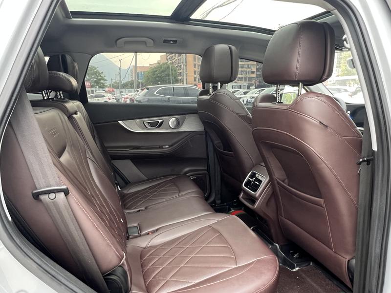 Chery Tiggo 8 Pro, 2022 — фото 12 из 12
