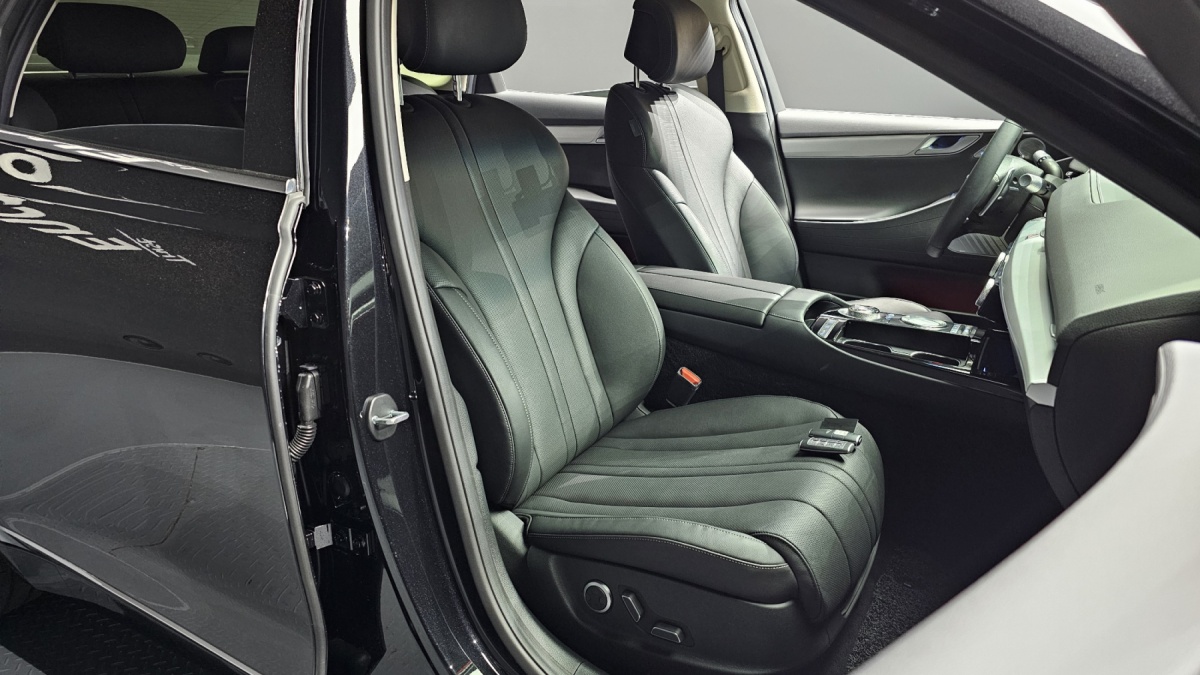 Genesis G80, 2021 — фото 12 из 12