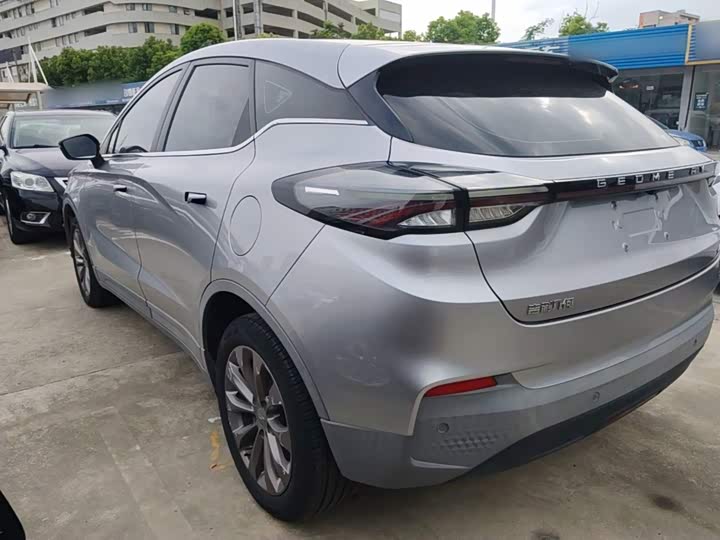 Geely Geometry C, 2022 — фото 5 из 9