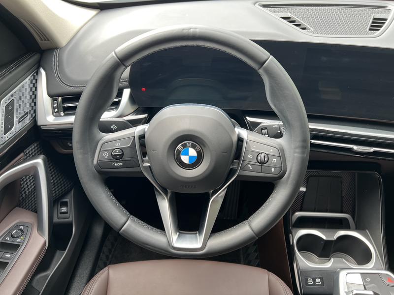 BMW X1, 2025 — фото 10 из 12
