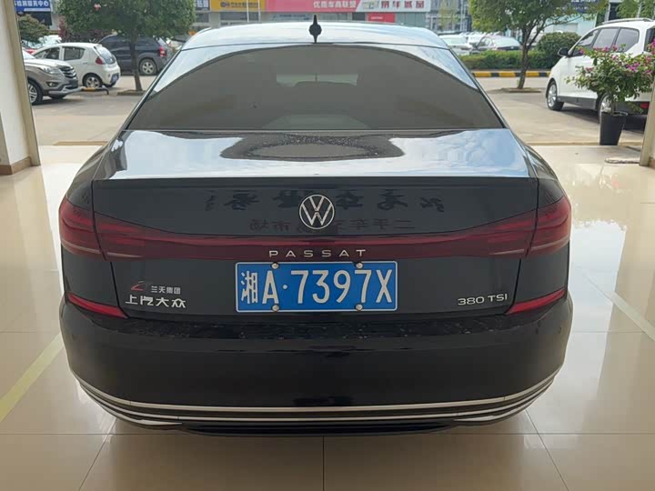 Volkswagen Passat, 2025 — фото 5 из 9